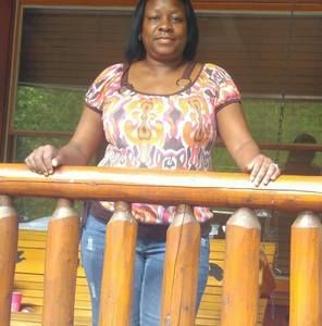 Meet your Posher, Sandra tutt